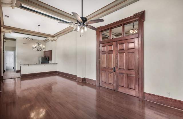 402 North Main Street photos photos