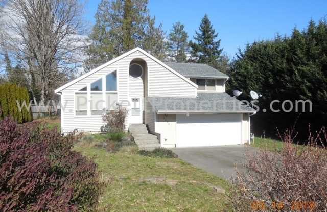 4006 Northwest Holly Park Drive Gallery 2