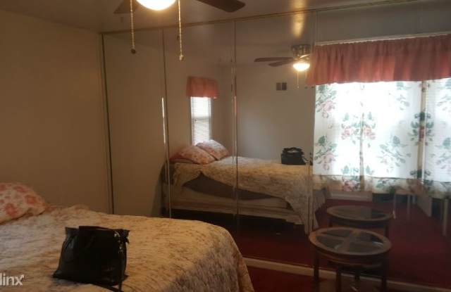 2517 COLEBROOKE DR Gallery 4