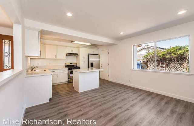 6123 Craigmont Dr Gallery 3