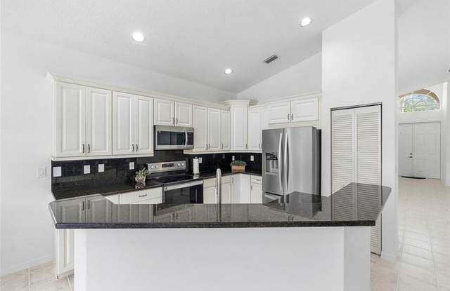 5385 NW 124th Way, Coral Springs, FL 33076 Gallery 1