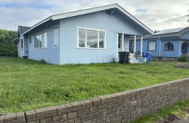 1315 1st St photos photos