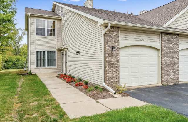 7539 Creek Bend Gallery 1