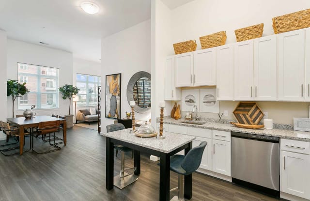 Harbor Landing Apartments Gallery 2