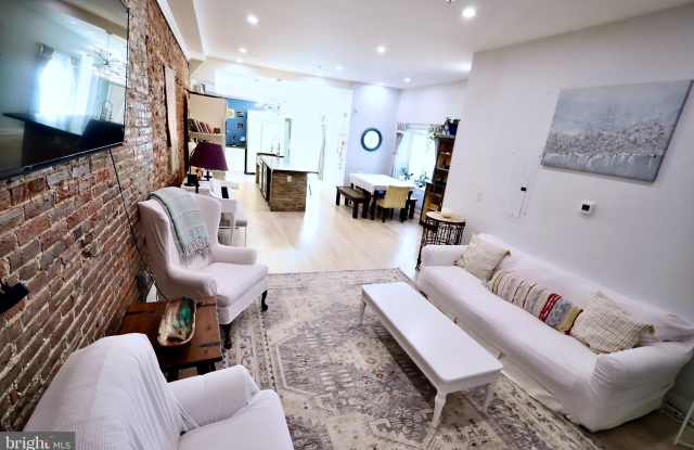 2005 N MASCHER Street Gallery 4