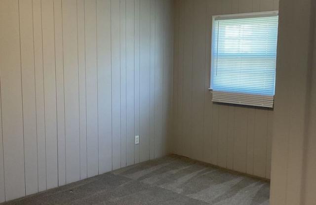 Available Now!!  Walking Distance to Downtown Bessemer City Gallery 4