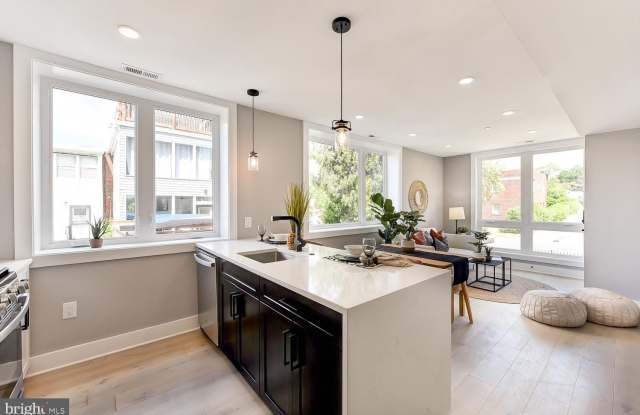 1915 H Street NE Gallery 4