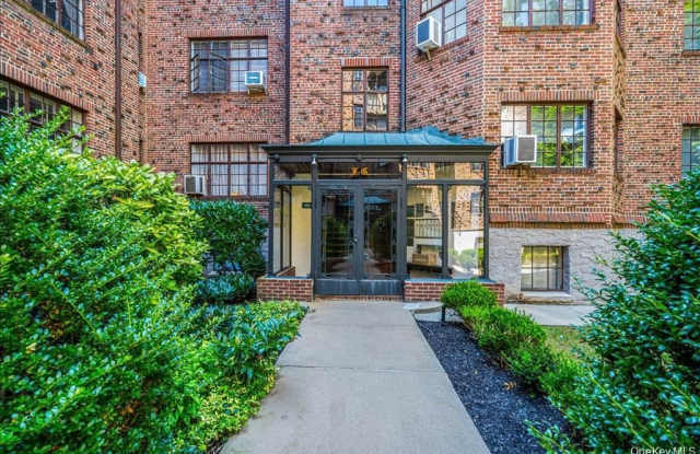 38-30 Douglaston Parkway Gallery 2