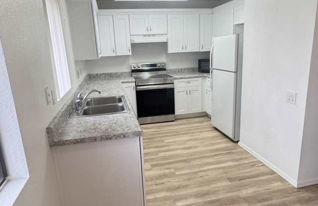 2035 S Elm St Unit 233 photos photos