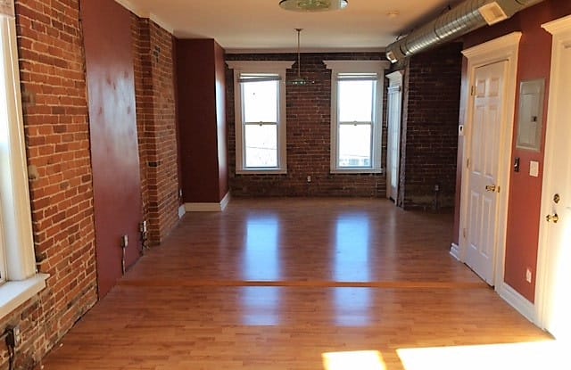 569 Campbell #3 - 569 Campbell St, Kansas City, MO 64106
