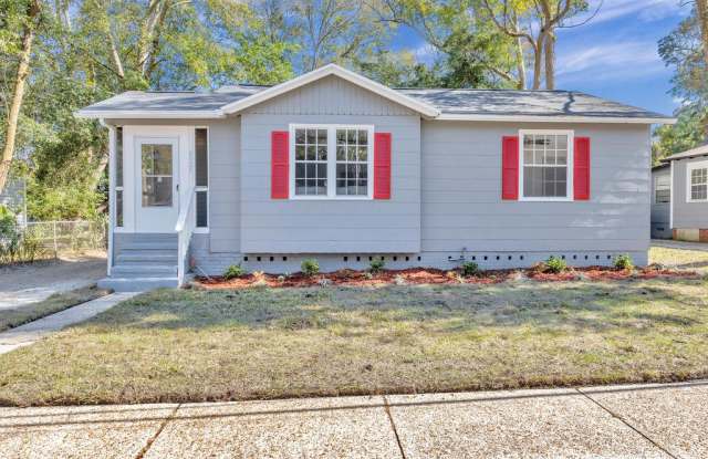 8025 Paul Jones Dr photos photos