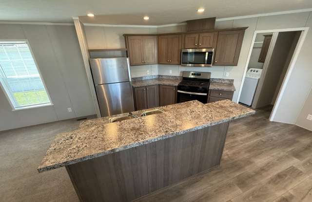2900 N Apperson Way photos photos