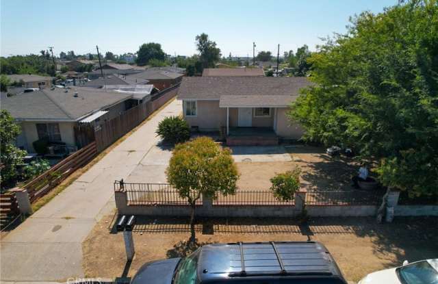 10851 Inez Street photos photos