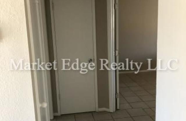 4628 N 80th Dr Gallery 3
