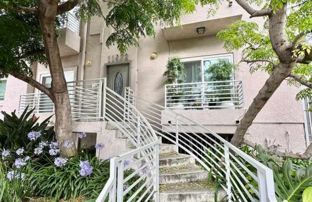11823 Avon Way - 11823 Avon Way, Los Angeles, CA 90066