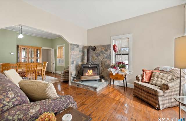 263 Seymour Road photos photos