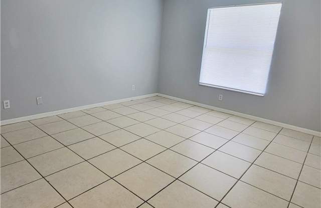 5144 Bristo Street Gallery 3