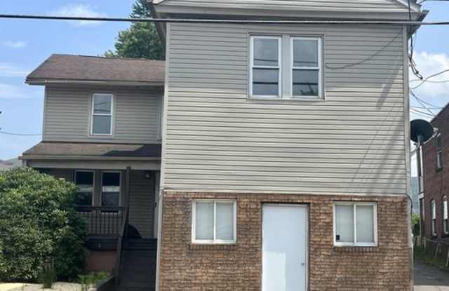 704 Hazle Street - 3 photos photos