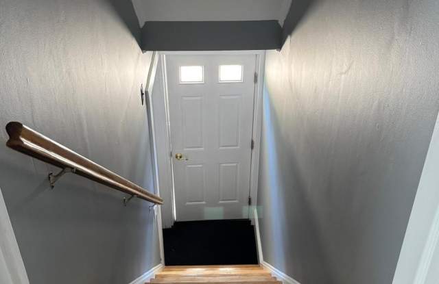 606 Ocean Road Gallery 2