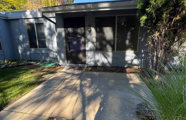 Cute Condo in Burning Tree Village photos photos
