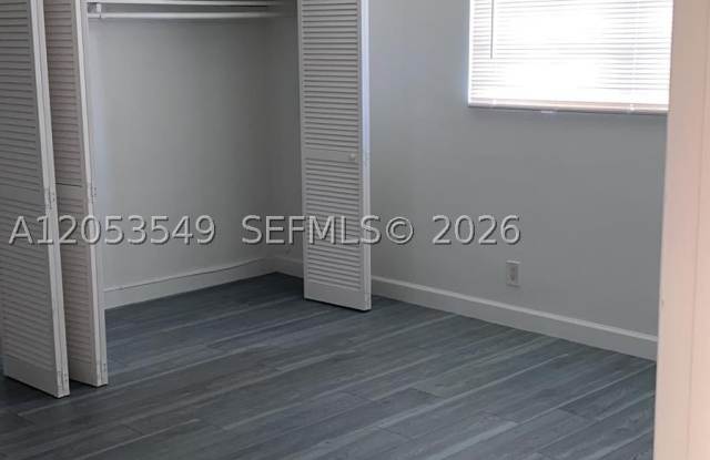2300 Pierce St photos photos