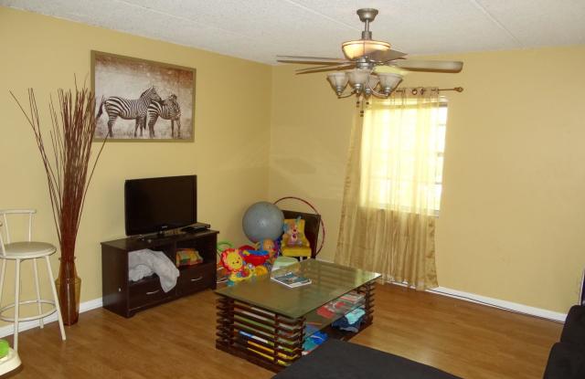 4718 North Michael Court Unit 120 Gallery 3