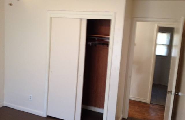 1902 W Spruce Ave Gallery 3
