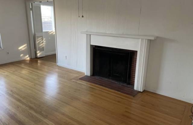 4623 Goya Parkway - 4623 Goya Parkway, Parkway, CA 95823