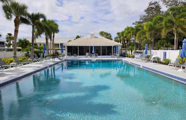 Gorgeous Seasonal Short-Term 2 Bedroom 2 Bathroom 2nd Floor Condo with Golf Transfer at Farmington Vistas! Gallery 3