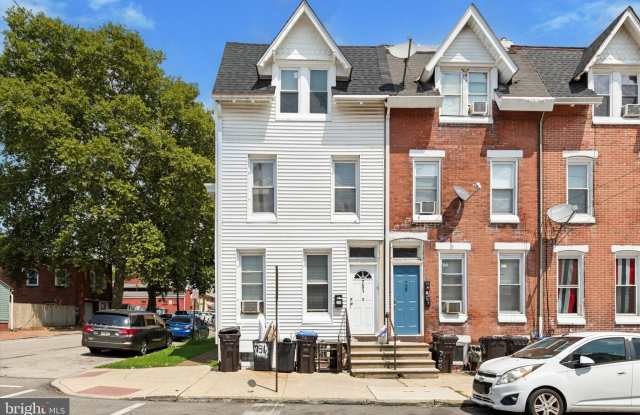 731 W LAFAYETTE STREET - 731 West Lafayette Street, Norristown, PA 19401