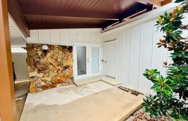2902 Bruce Ln Gallery 2
