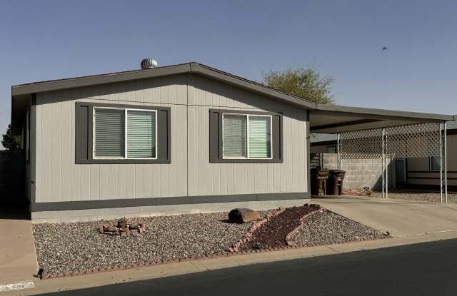 8601 N 103RD Avenue photos photos