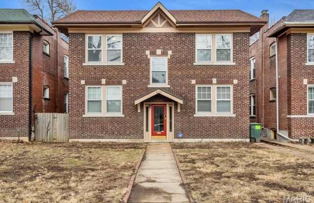 4955 Magnolia Avenue Gallery 1