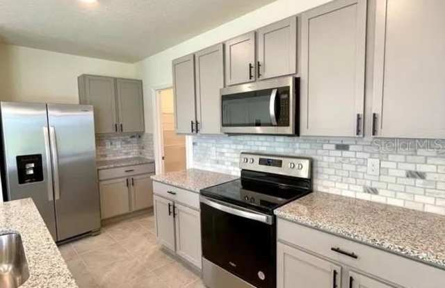 8358 HARDY BAY Loop Gallery 4