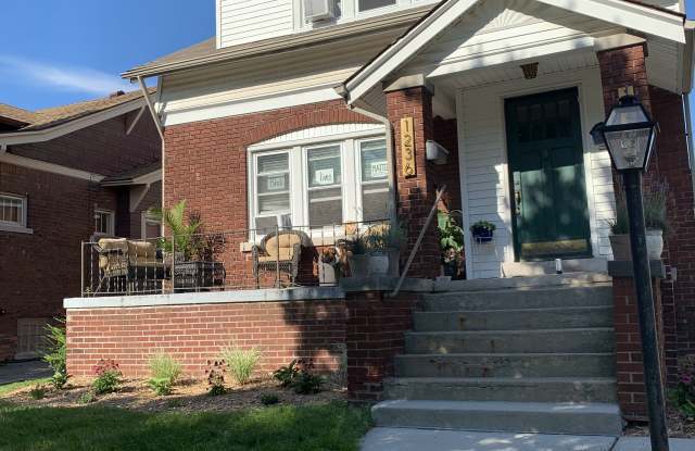 1236 Beaconsfield Ave photos photos