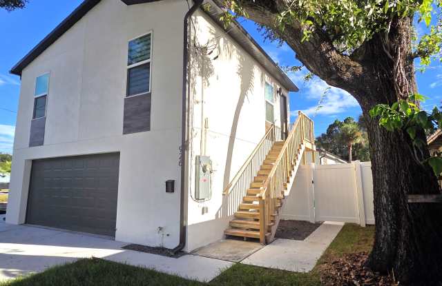 926 12th Ave S - 926 12th Avenue South, St. Petersburg, FL 33705