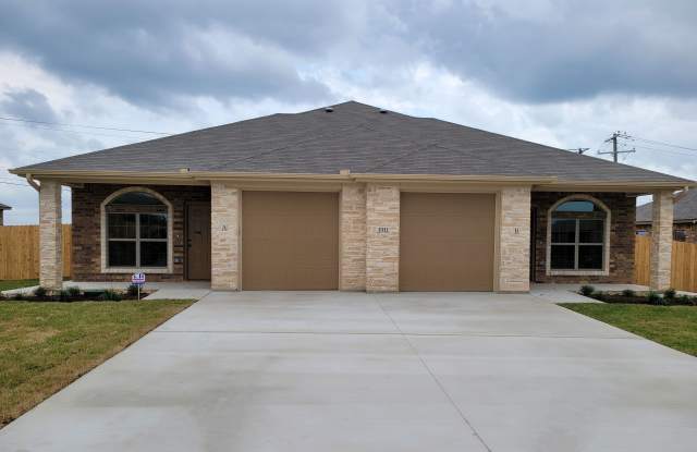 1911 B Caspian Trail photos photos