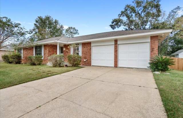 108 Shore Drive - 108 Shore Drive, Long Beach, MS 39560