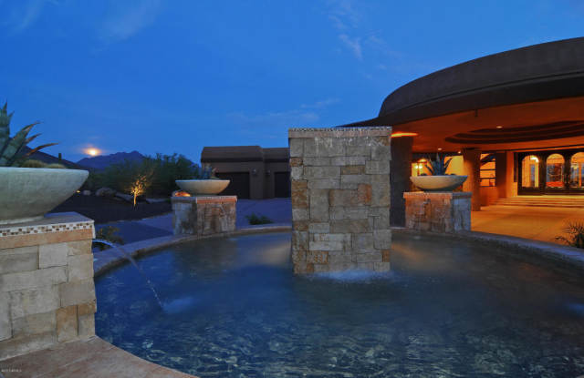 9389 E VIA DEL SOL Drive Gallery 4