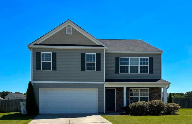 Lovely 5 Bed 3 Bath Home with Community Amenities photos photos