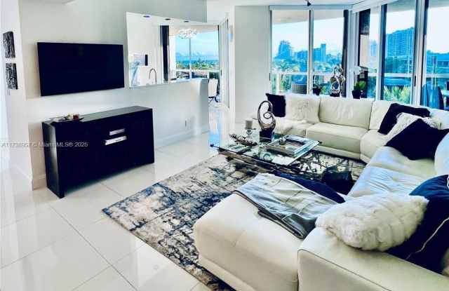 3100 N Ocean Blvd photos photos