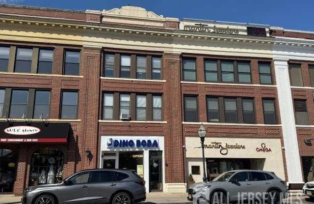 16 North Avenue W photos photos