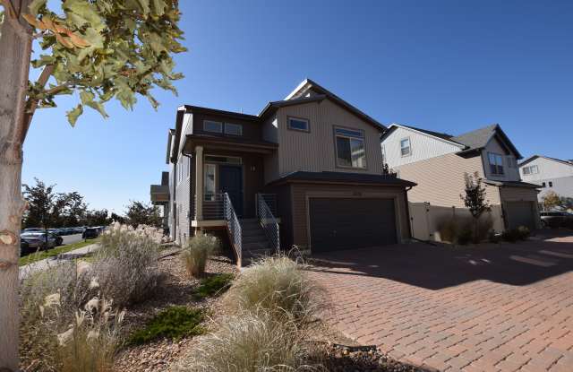 5038 Andes Way - 5038 Andes Way, Denver, CO 80249