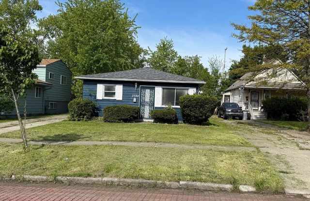 Charming 3-Bedroom Property in Prime Location $300 move in special Gallery 3