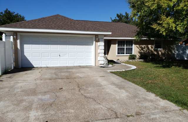 Spacious 2Bed/2Ba Home w/Easy Access to ALL PCB! *1/2 OFF Security Deposit for Active-Duty Military!* photos photos