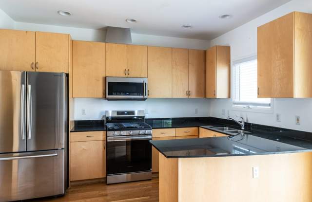 2463 Field Way NE photos photos
