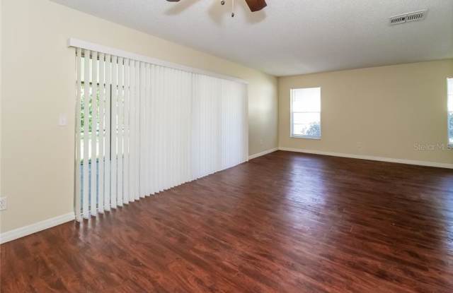 862 BENCHWOOD DRIVE Gallery 3