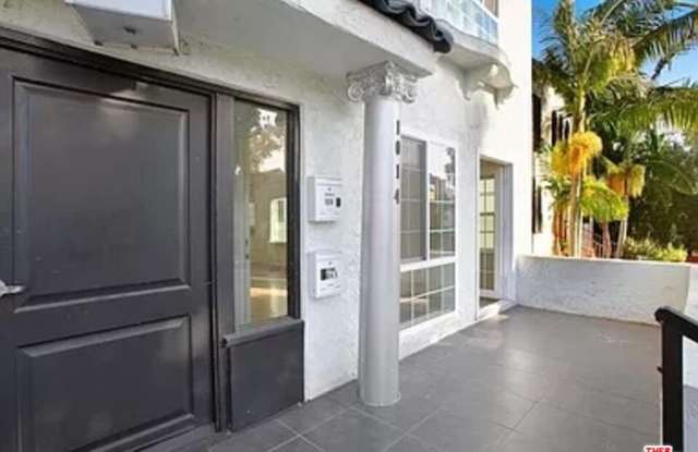 1014 S ORANGE Dr Gallery 3