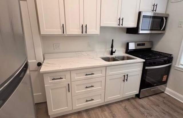 1090 CAMERON Road photos photos