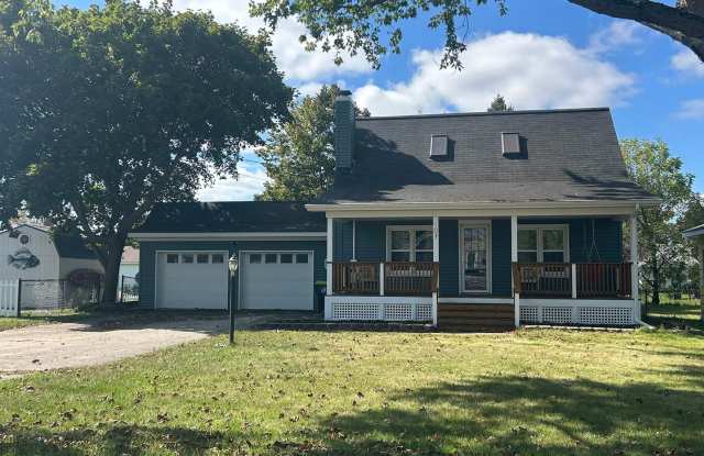 2 Bedroom Fully Furnished Home in East Tawas photos photos